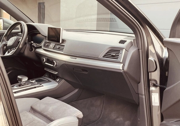 Audi Q5 cena 131000 przebieg: 86000, rok produkcji 2017 z Oborniki małe 37